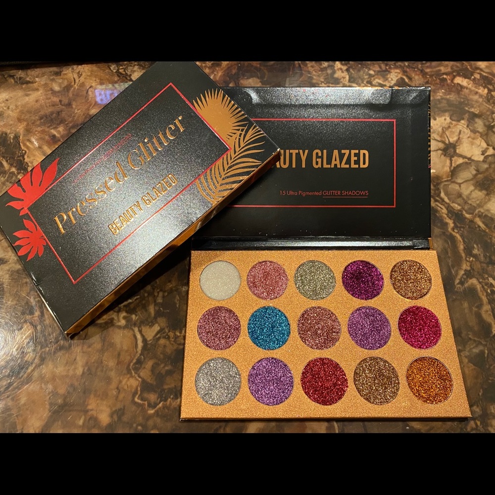 Eyeshadows Pressed Glitter